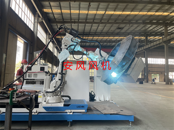 自动焊接机器人1