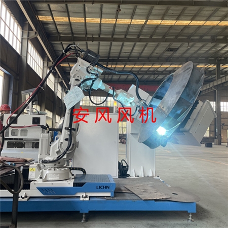 自动焊接机器人